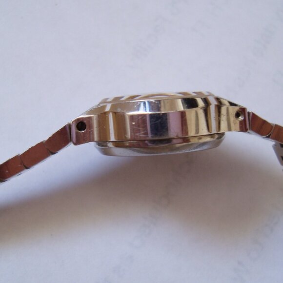 VINTAGE LADY WIND UP SEIKO,RUN GREAT - Picture 5 of 6